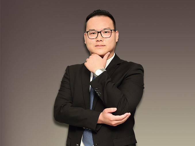龚驰：不锈钢圈中的清流